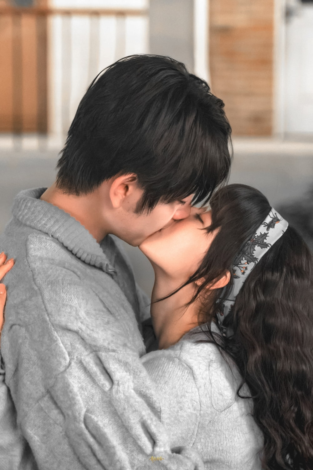 Affinity Chinese Drama of a couple kissing