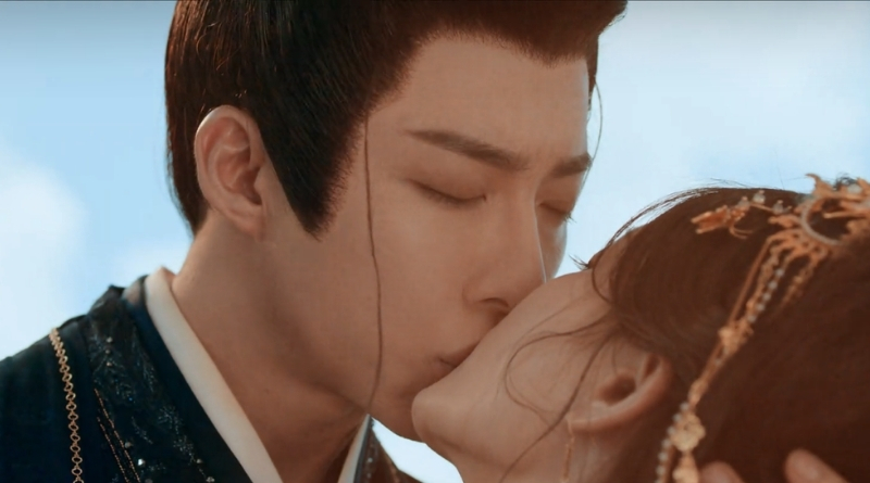 A scene from Chinese period drama, A Dream Within a Dream episode 3 recap of man and a woman kissing