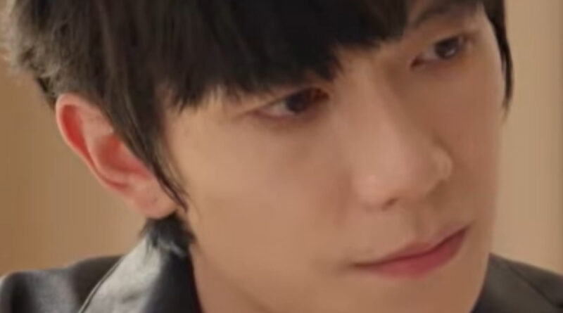 Affinity episode recap: Chinese sci-fi drama scene of man looking at something