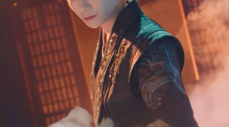 Scene from period Chinese drama The Road To Splendor Episode 1 recap and review of character Zhao Ling in a cloudy room
