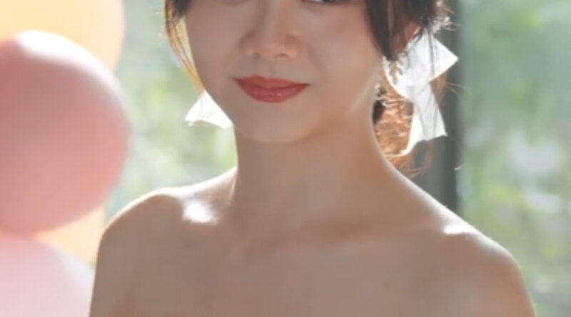 Scene from modern Chinese drama Road Home Episode 29 recap and review of a bride