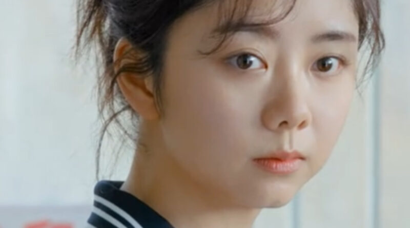 Scene from modern Chinese drama Road Home Episode 4 recap and review of a female student