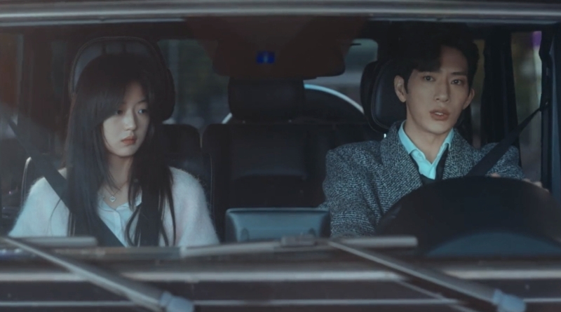 Scene from modern Chinese drama The Early Spring Episode 4 recap and review of a man driving a woman in a car