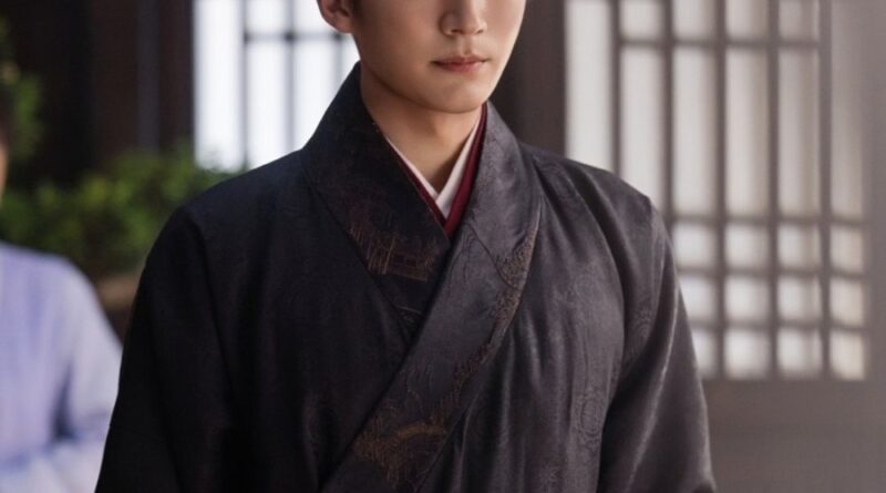 Scene from period Chinese drama Against The Current (2026) Episode 2 Recap and review of a man dressed in brown hanfu