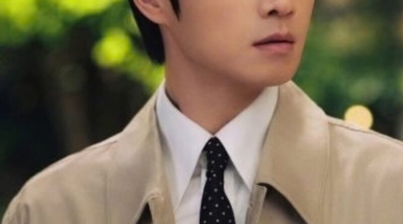 Scene from modern Chinese drama Irreplaceable (2026) Episode 6 Recap and review of a man in a beige jacket and white shirt with tie