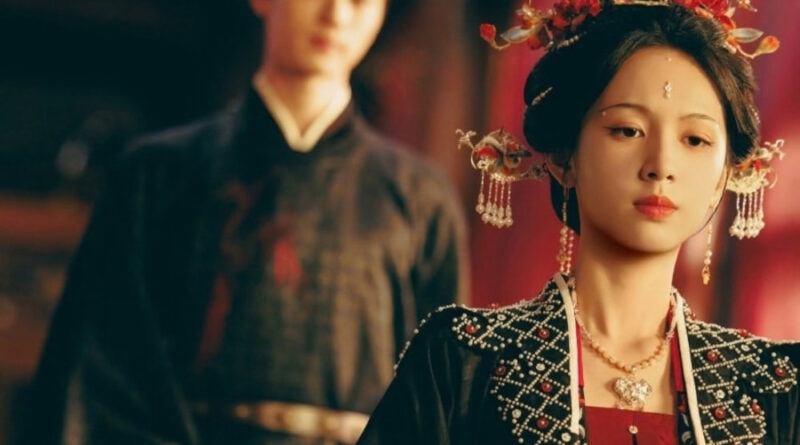 Scene from period Chinese drama Spring of The Blade (2026) Episode 2 Recap and review of a man looking at a woman kneeling in front of him