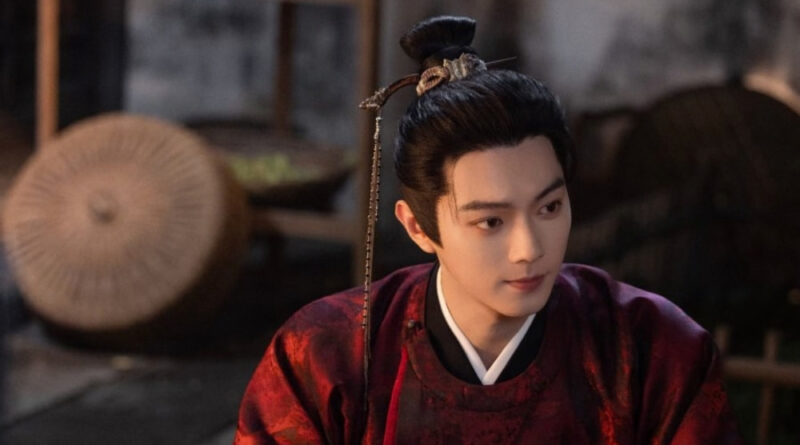 Scene from period Chinese drama Spring of The Blade (2026) Episode 8 Recap and review of a man having dessert in a tea house looking at someone