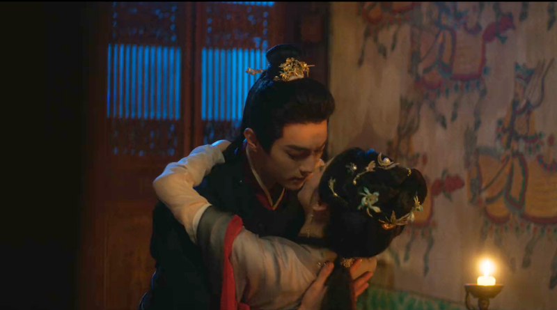 Spring of The Blade Romance Review (2026) Chinese Drama: Yan Rui and Xie Qingyuan or Shen Run and Xie Qingyuan. Hi leaning in for a kiss at night